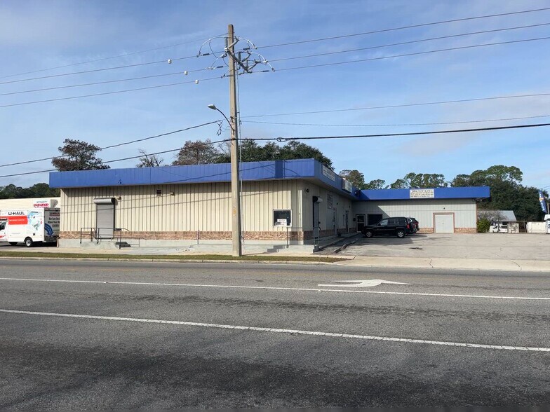 More Photos Of 1906 Parental Home Rd, Jacksonville Storefront For Sale