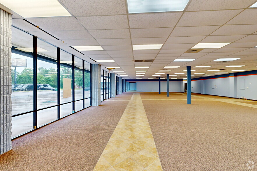 Primary Photo Of 25770 Interstate 45 North, Spring Storefront Retail Office For Sale