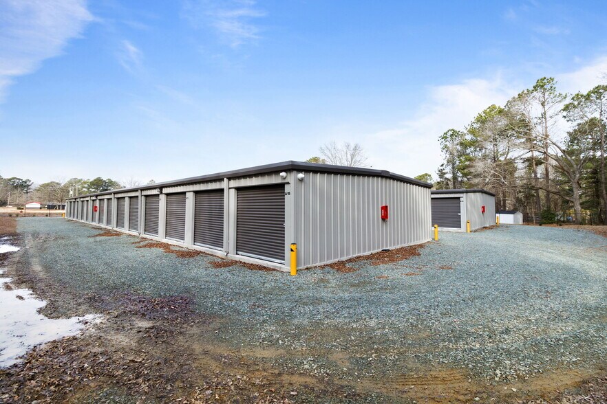 More Photos Of 5102 Barbecue Church Rd, Sanford Self Storage For Sale