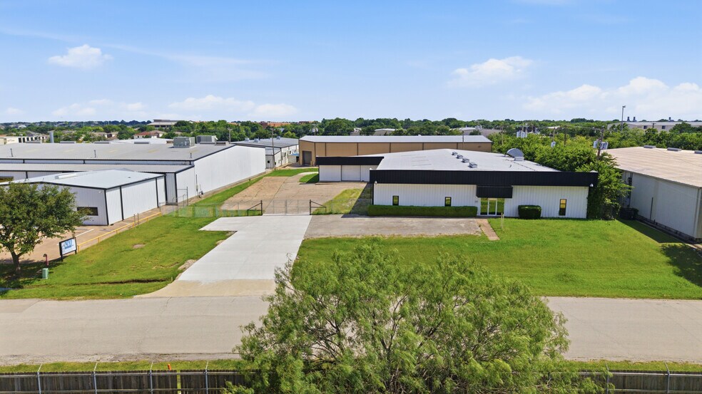 Primary Photo Of 1200 N Commercial Blvd, Arlington Warehouse For Sale