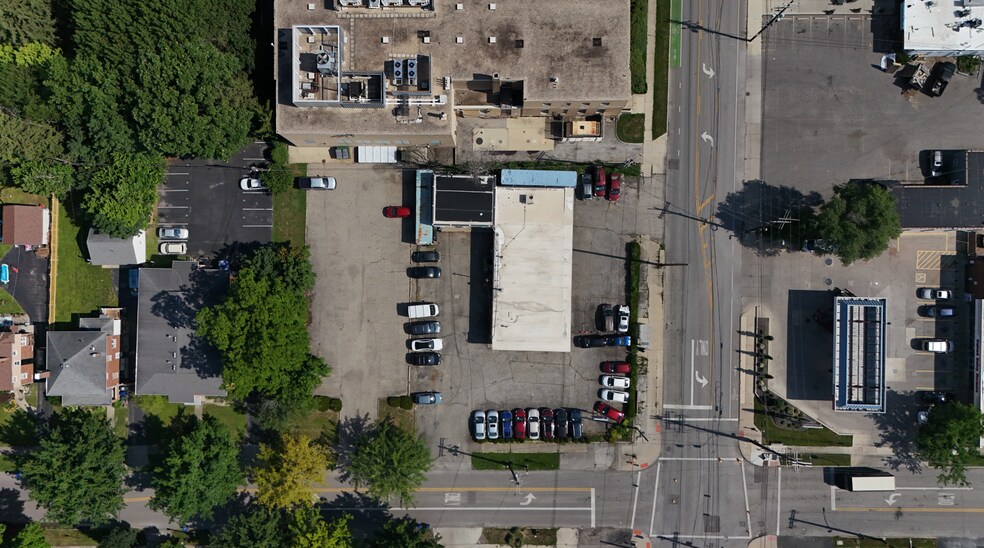 More Photos Of 3395 Indianola Ave, Columbus General Retail For Sale