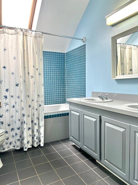 More Photos Of 399 Depot St, Proctorsville Hospitality For Sale