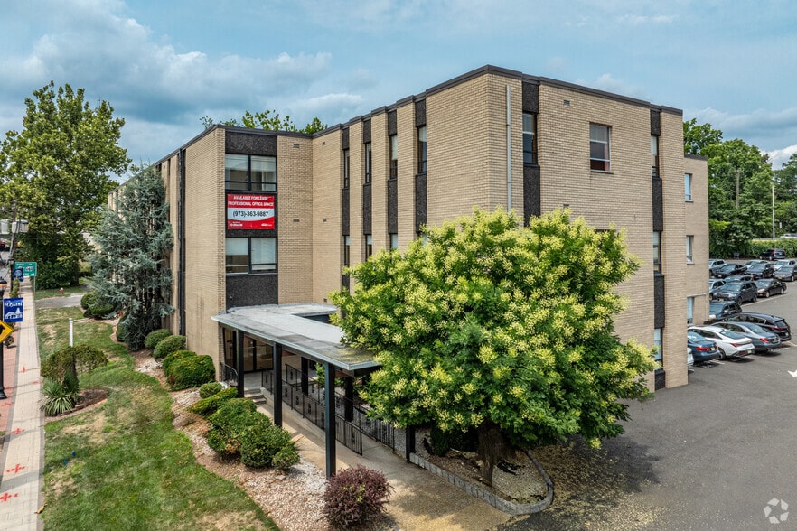 More Photos Of 1767 Morris Ave, Union Township Medical For Lease