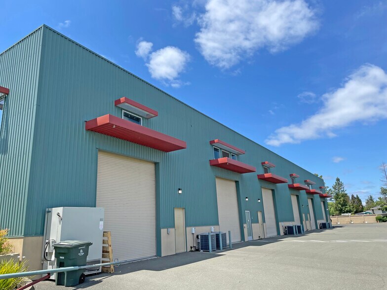 More Photos Of 2815 Duke Ct, Santa Rosa Warehouse For Lease