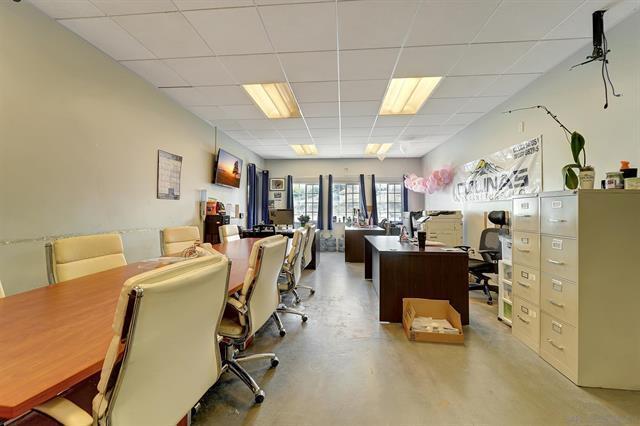 More Photos Of 1990 S Santa Fe Ave, Vista Freestanding For Lease