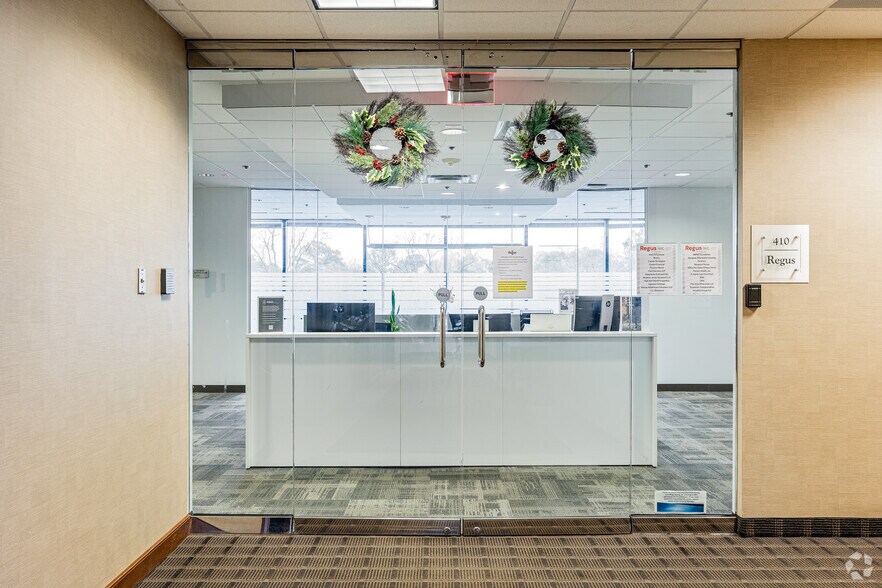 More Photos Of 6802 Paragon Pl, Richmond Coworking Space