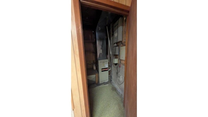 More Photos Of 1635 W Haskel St, Appleton Industrial For Sale