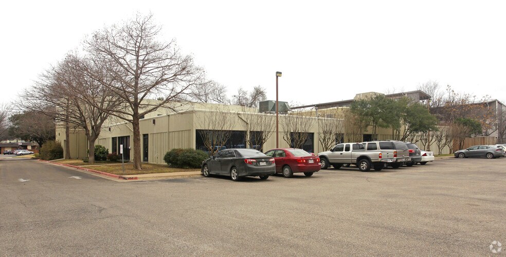 More Photos Of 1430 Collier St, Austin Medical For Sale