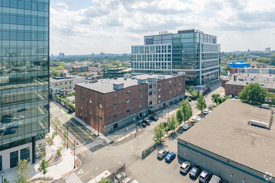 More Photos Of 561 Windsor St, Somerville Office For Lease