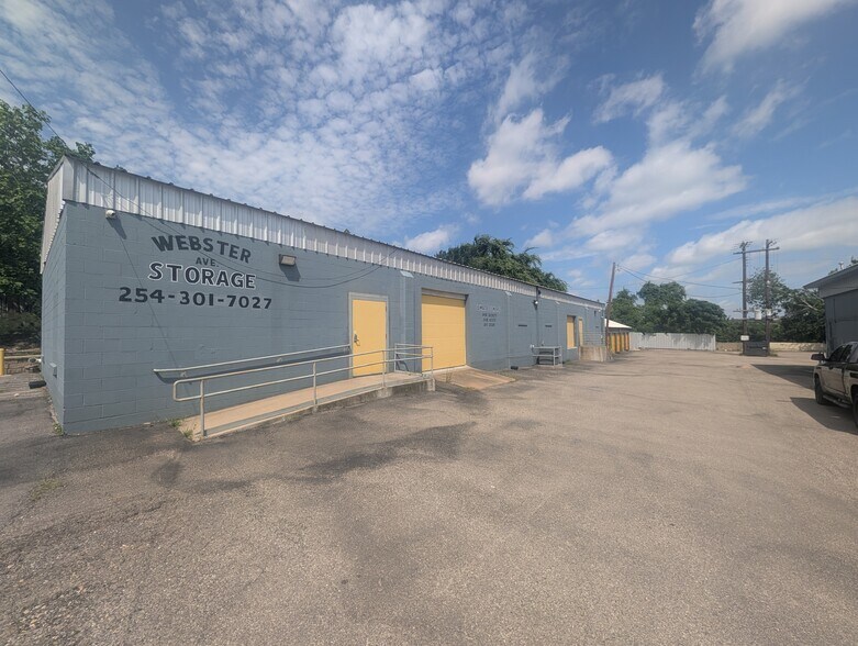 Primary Photo Of 1811 Webster Ave, Waco Specialty For Sale