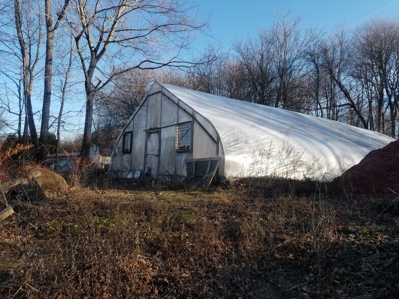 More Photos Of 2145 Meriden Rd, Wolcott Storefront Retail Office For Sale