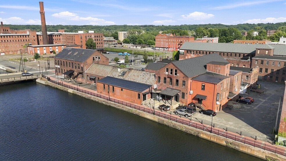 More Photos Of 420 Dwight St, Holyoke Manufacturing For Lease