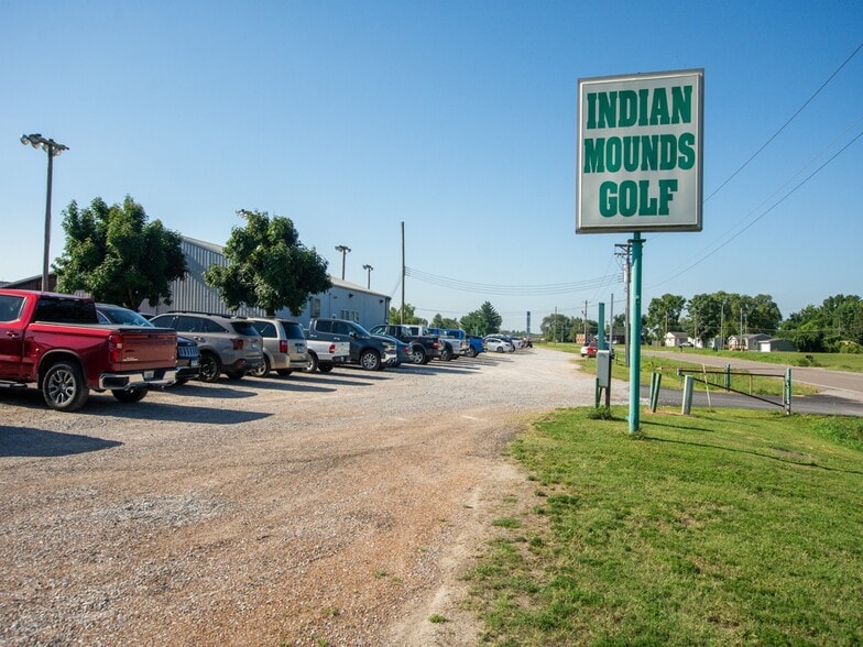 More Photos Of 3500 Kingshighway, East Saint Louis Golf Course Driving Range For Sale