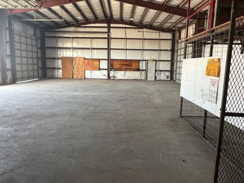 More Photos Of 4136 Interstate Highway 37, Odem Truck Terminal For Lease