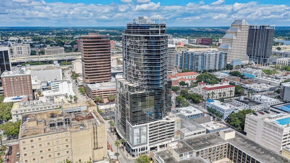 More Photos Of 111 N Magnolia Ave, Orlando Office For Lease