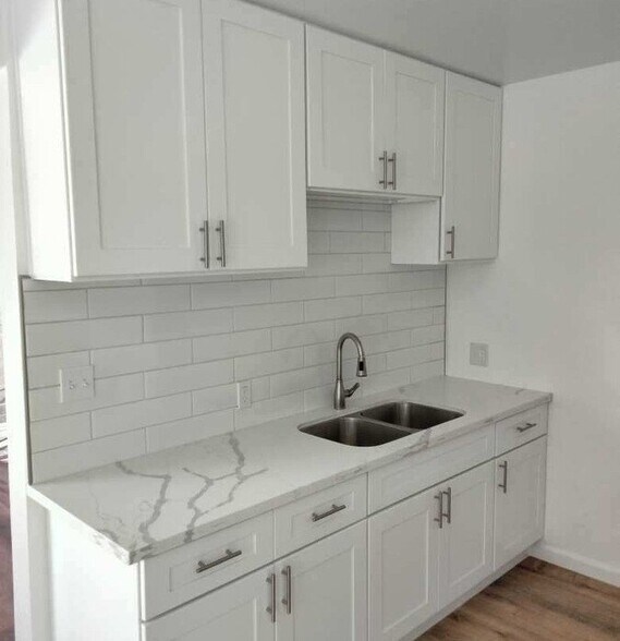 More Photos Of 1423 Lingan Ln, Santa Ana Apartments For Sale