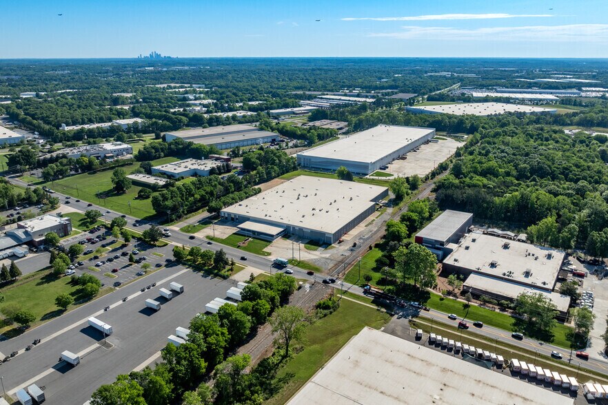 Primary Photo Of 11707 Steele Creek Rd, Charlotte Manufacturing For Lease