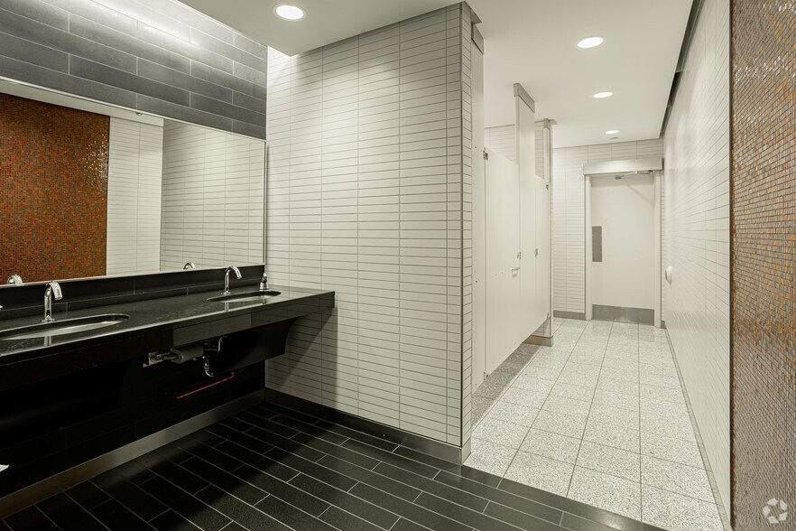 Photo of 15th Floor Ste 