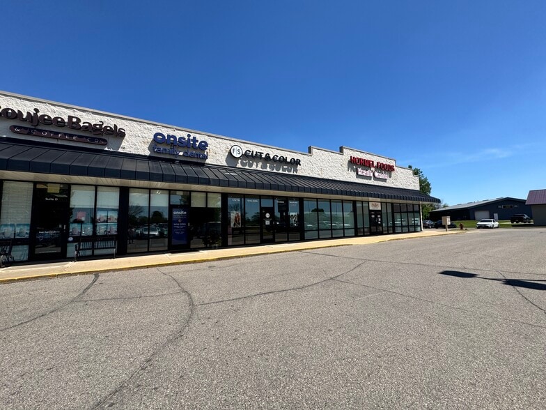 More Photos Of 1906 8th St NW, Austin General Retail For Sale