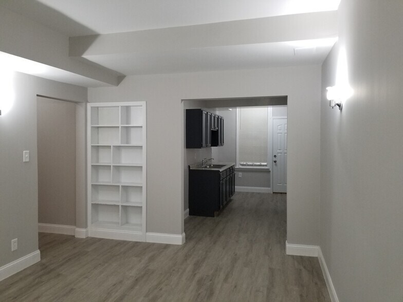 More Photos Of 7369-7379 N Damen Ave, Chicago Apartments For Sale