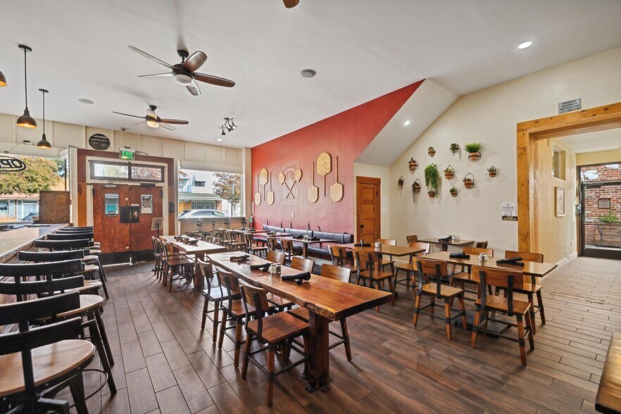 More Photos Of 212 2nd St, Isleton General Retail For Sale