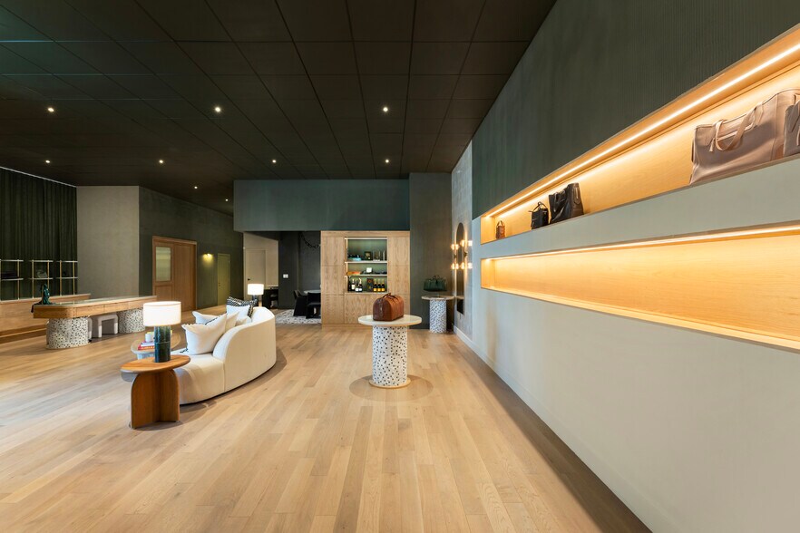 More Photos Of 301 Altara Ave, Coral Gables Apartments For Sale