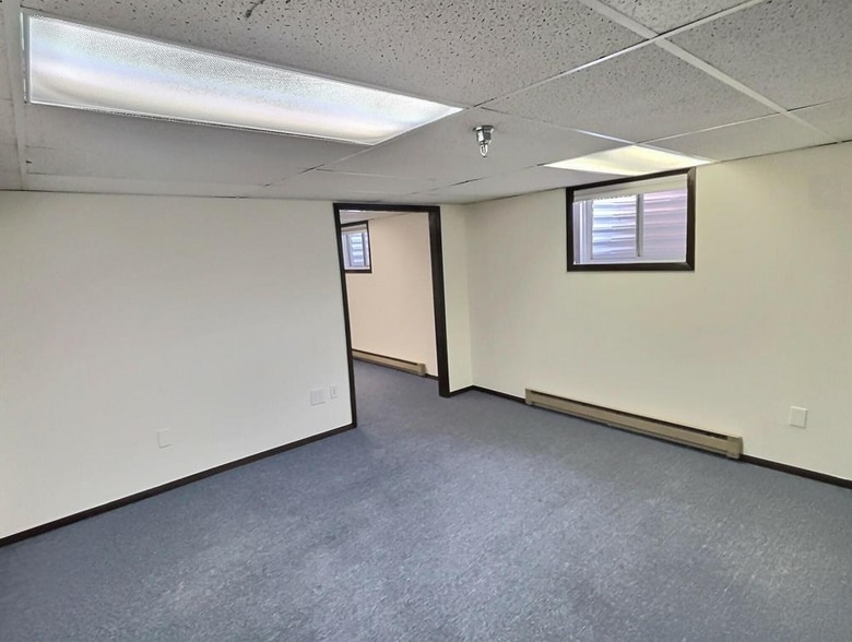 More Photos Of 330 S Walsh Dr, Casper Medical For Lease