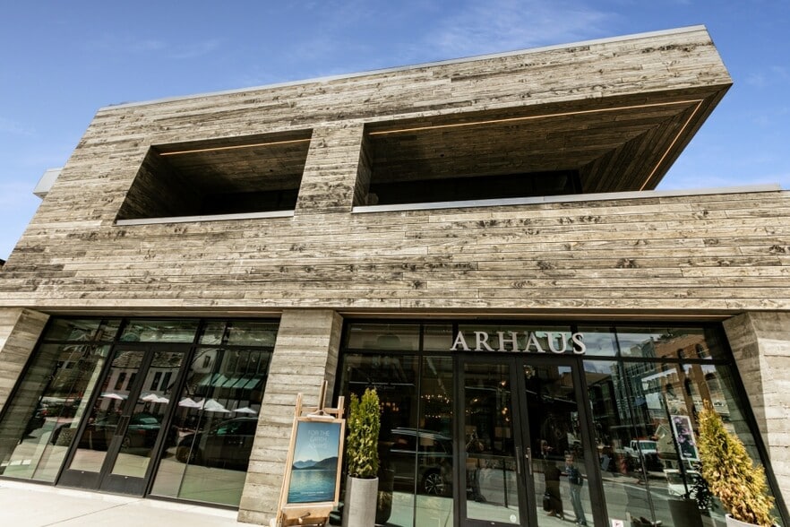 More Photos Of 639 Main St, Park City General Retail For Lease