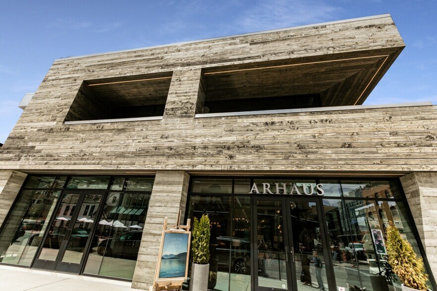 More Photos Of 639 Main St, Park City General Retail For Lease