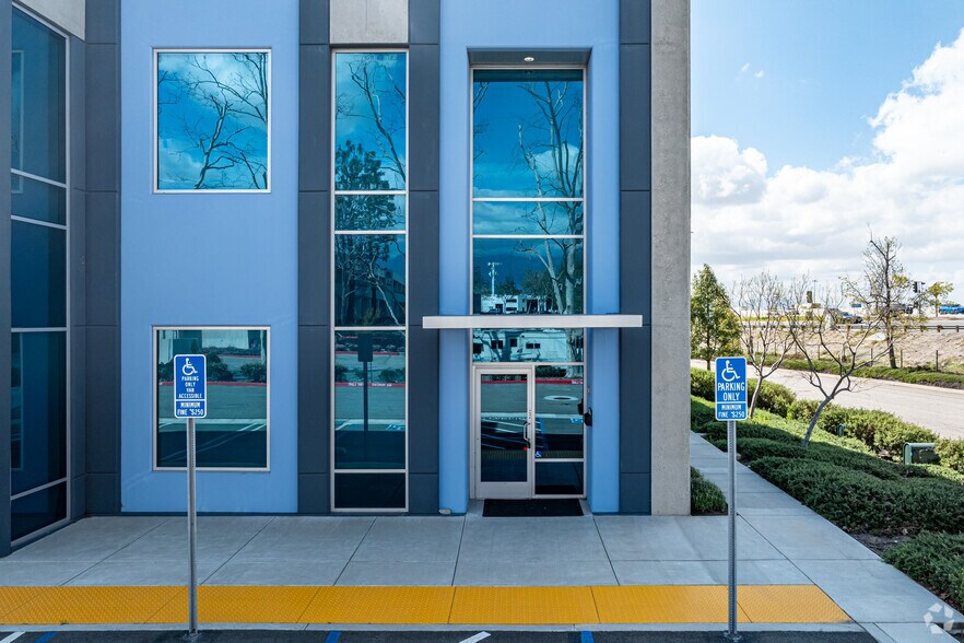 More Photos Of 9455 Hyssop Dr, Rancho Cucamonga Warehouse For Sale