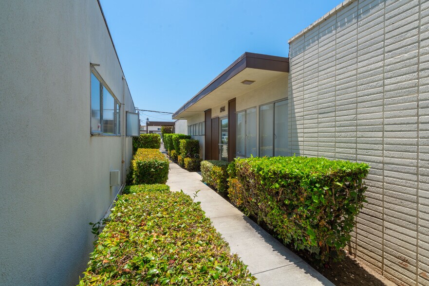 More Photos Of 1531-1555 Baker St, Costa Mesa Medical For Lease