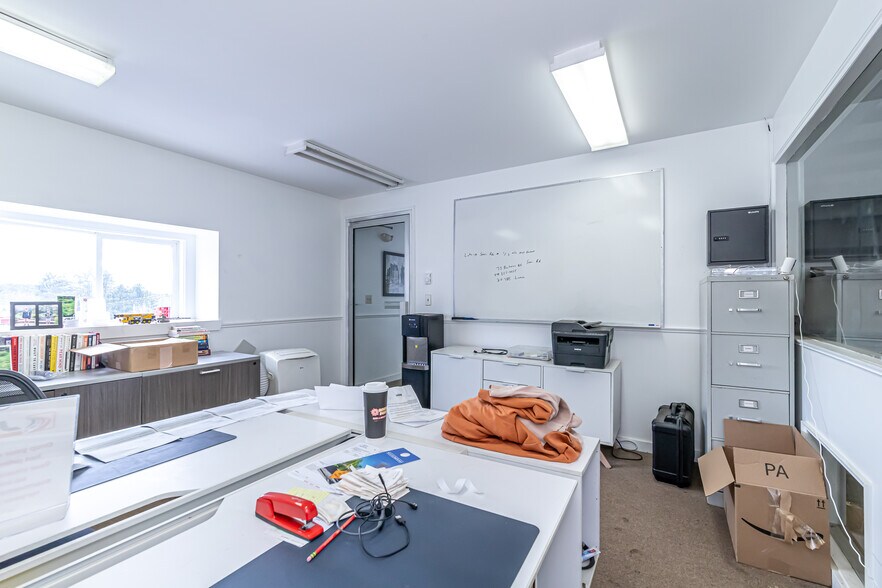 More Photos Of 201 Route 13, Brookline Light Distribution For Sale