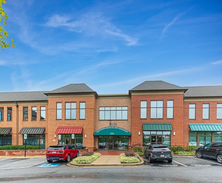 More Photos Of 7625 Maple Lawn Blvd, Fulton Medical For Lease