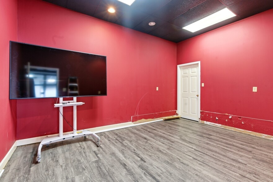 More Photos Of 789 Tennessee St, Bolivar Specialty For Sale