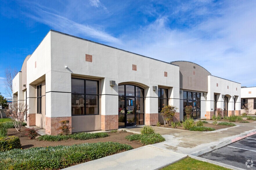 Primary Photo Of 3400 Calloway Dr, Bakersfield Medical For Sale