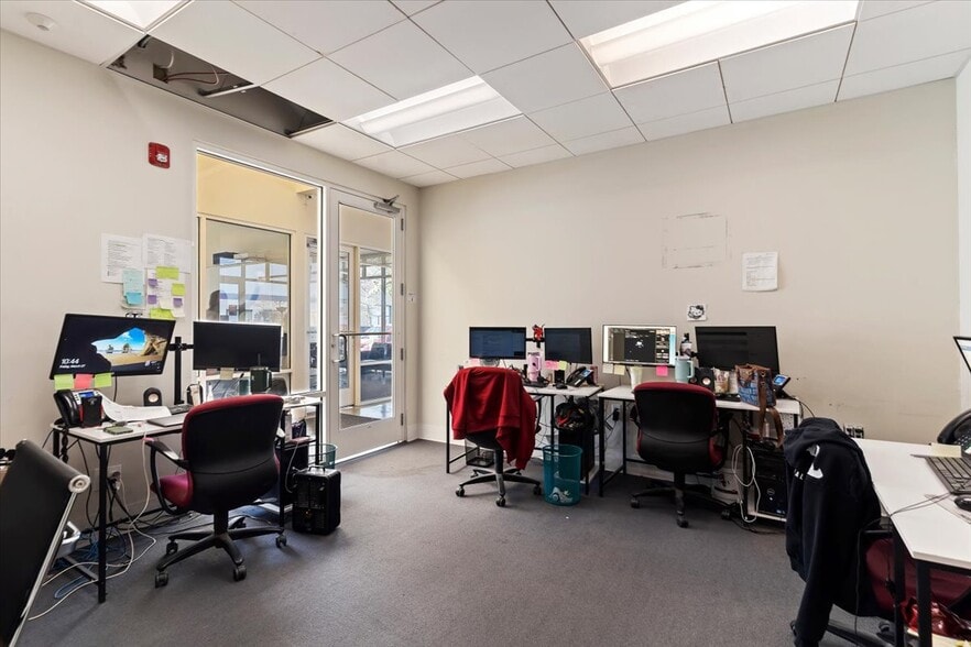 More Photos Of 825 S Gladiola St, Salt Lake City Warehouse For Sale