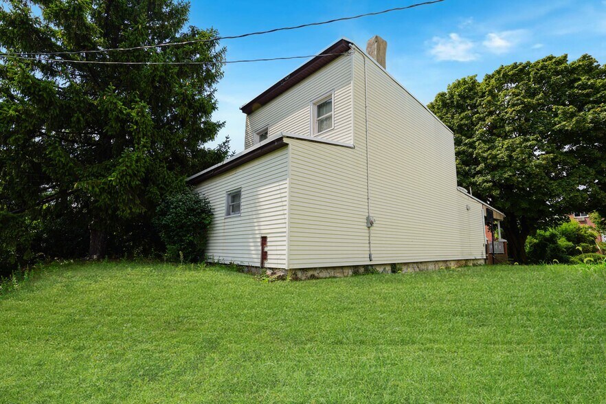 More Photos Of 2594 50th St, Woodside Land For Sale