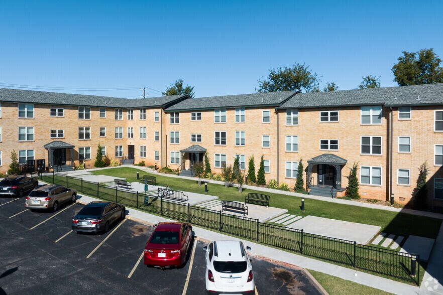 More Photos Of 701 Culbertson Dr, Oklahoma City Apartments For Sale