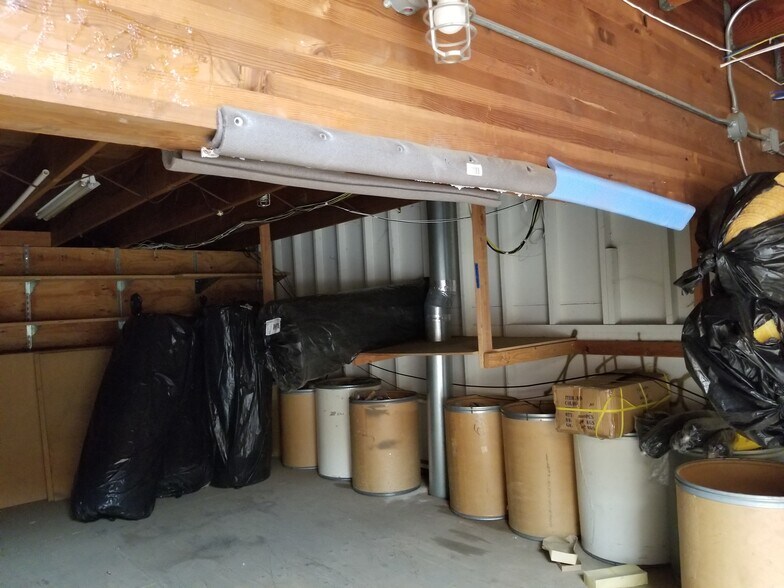 More Photos Of 1805-1807 Eastshore Hwy, Berkeley Warehouse For Lease