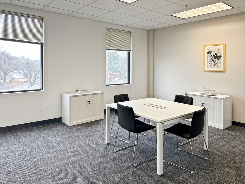 More Photos Of 20 Scotch Rd, Ewing Coworking Space