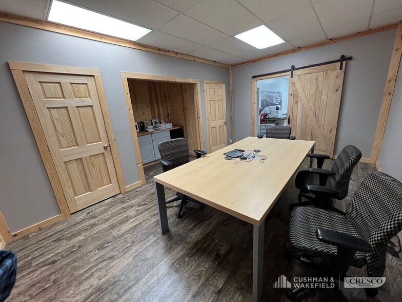 More Photos Of 7059 Avon Belden Rd, North Ridgeville General Retail For Sale