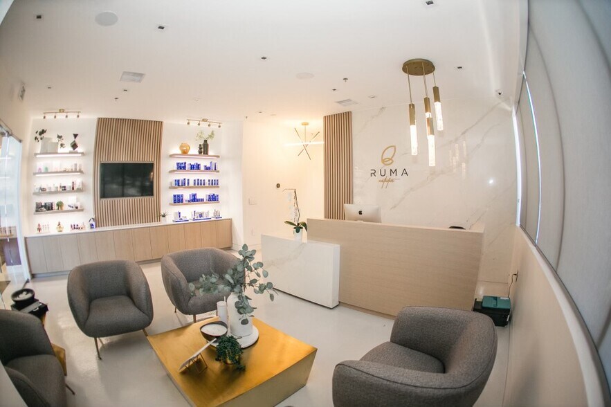 More Photos Of 2961 W Maple Loop Dr, Lehi Office For Lease