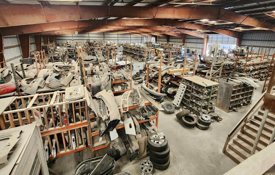 More Photos Of 230 Omaha Dr, Corpus Christi Warehouse For Lease