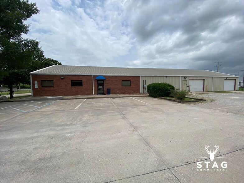 More Photos Of 5000 Energy Pl, Denton Industrial For Lease