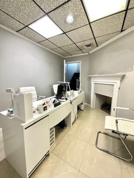 More Photos Of 523 Westfield Ave, Elizabeth Medical For Lease