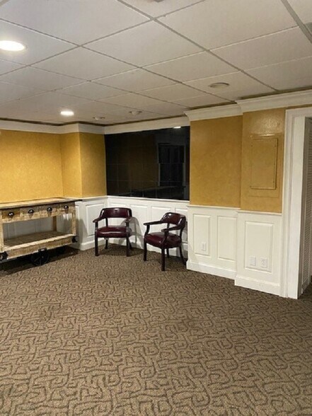 More Photos Of 1600 Candia Rd, Manchester Office For Lease