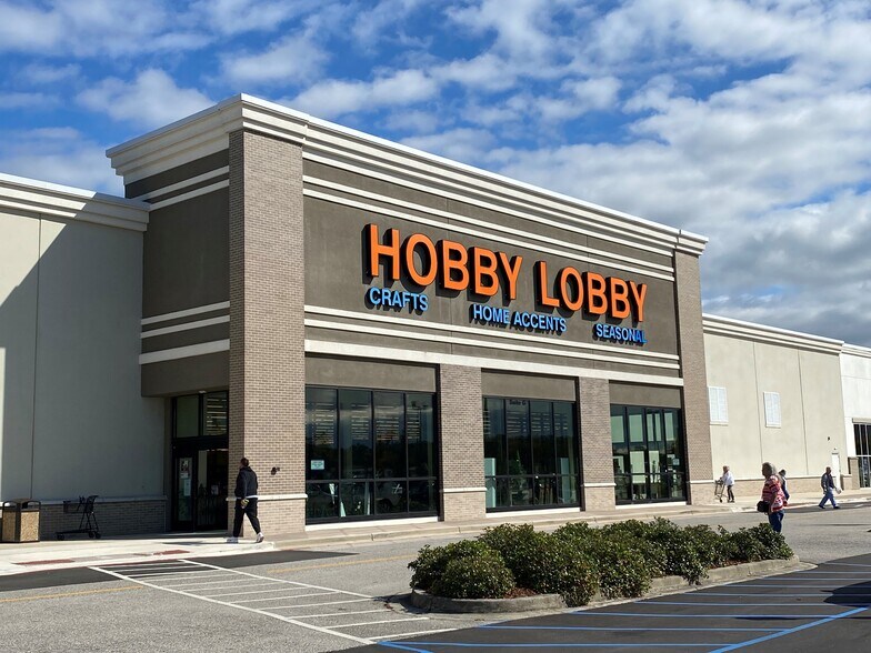 More Photos Of 1250 Satchel Paige Dr, Mobile Unknown For Lease