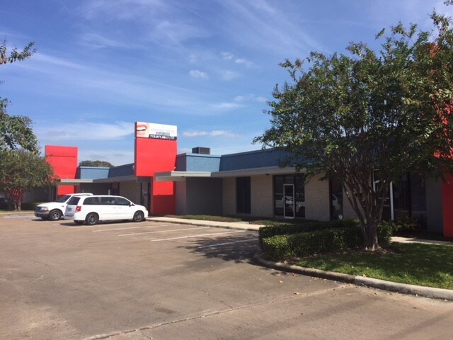 More Photos Of 6400 Westpark Dr, Houston General Retail For Lease