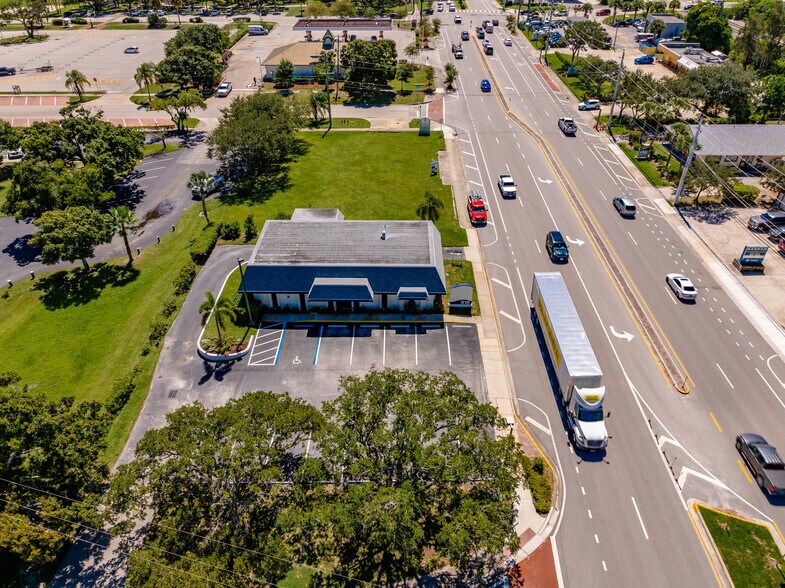 More Photos Of 816 US Highway 1, Sebastian Medical For Sale