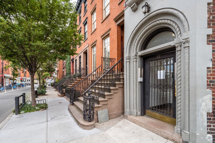 More Photos Of 159 7th Ave S, New York Apartments For Lease